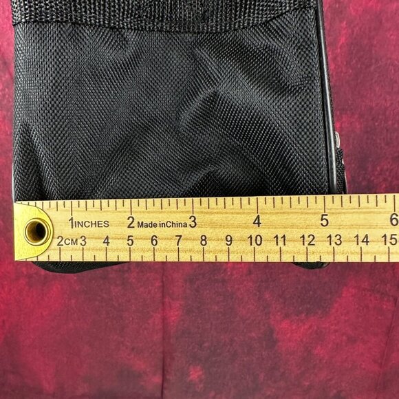 AMERICAN TOURISTER CARRY ON SHOULDER DUFFLE BAG ADJUSTABLE STRAP, BLACK, ZIPPER - Picture 9 of 11